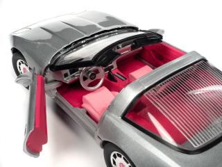 Chevrolet Corvette 1986  *Barbie* Coolest Car in Town, silver Auto World 1:18